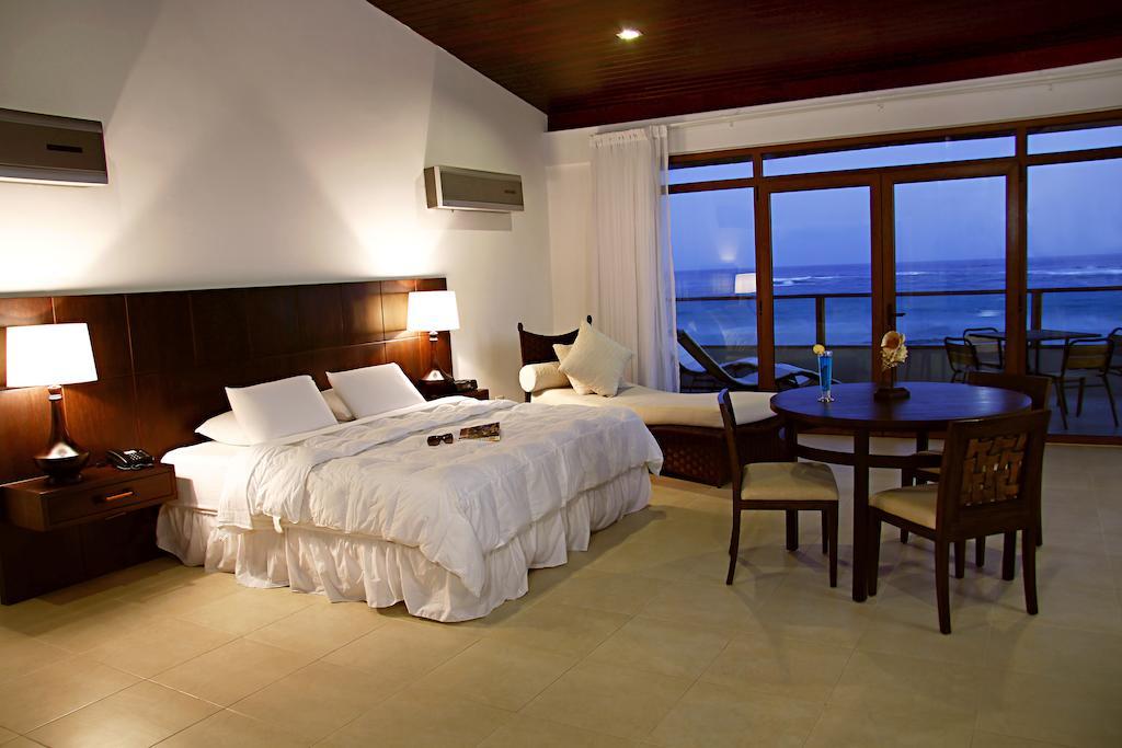 Iguana Crossing Boutique Hotel Puerto Villamil Cameră foto